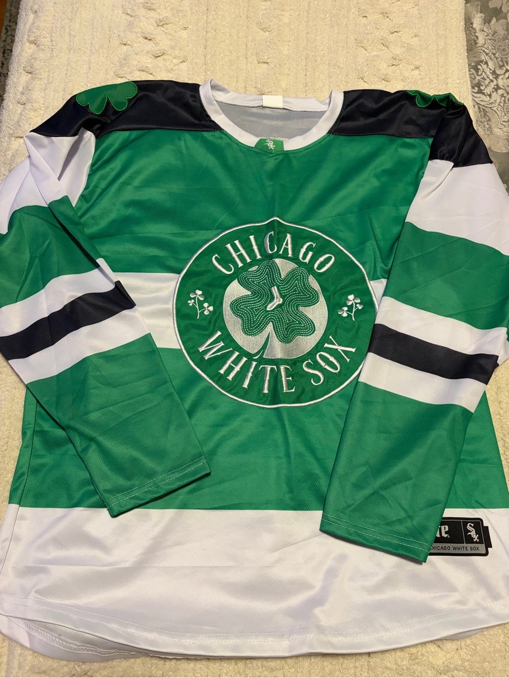 L | Chicago White Sox Green Shamrock Hockey Jersey